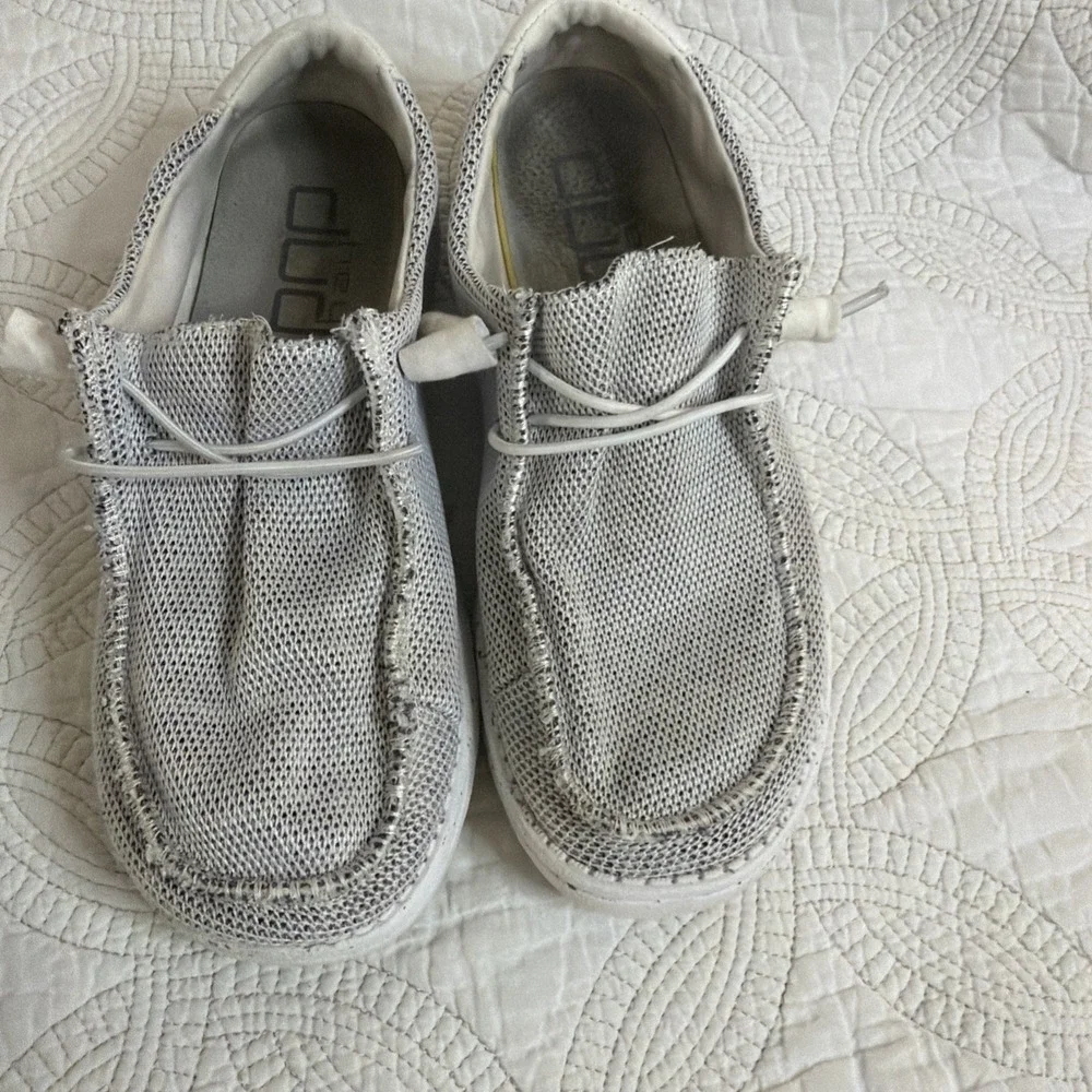 HEY DUDE Wendy Sox Stone White Women's Sz 8 Casual‎ Comfortable Slip On Shoes